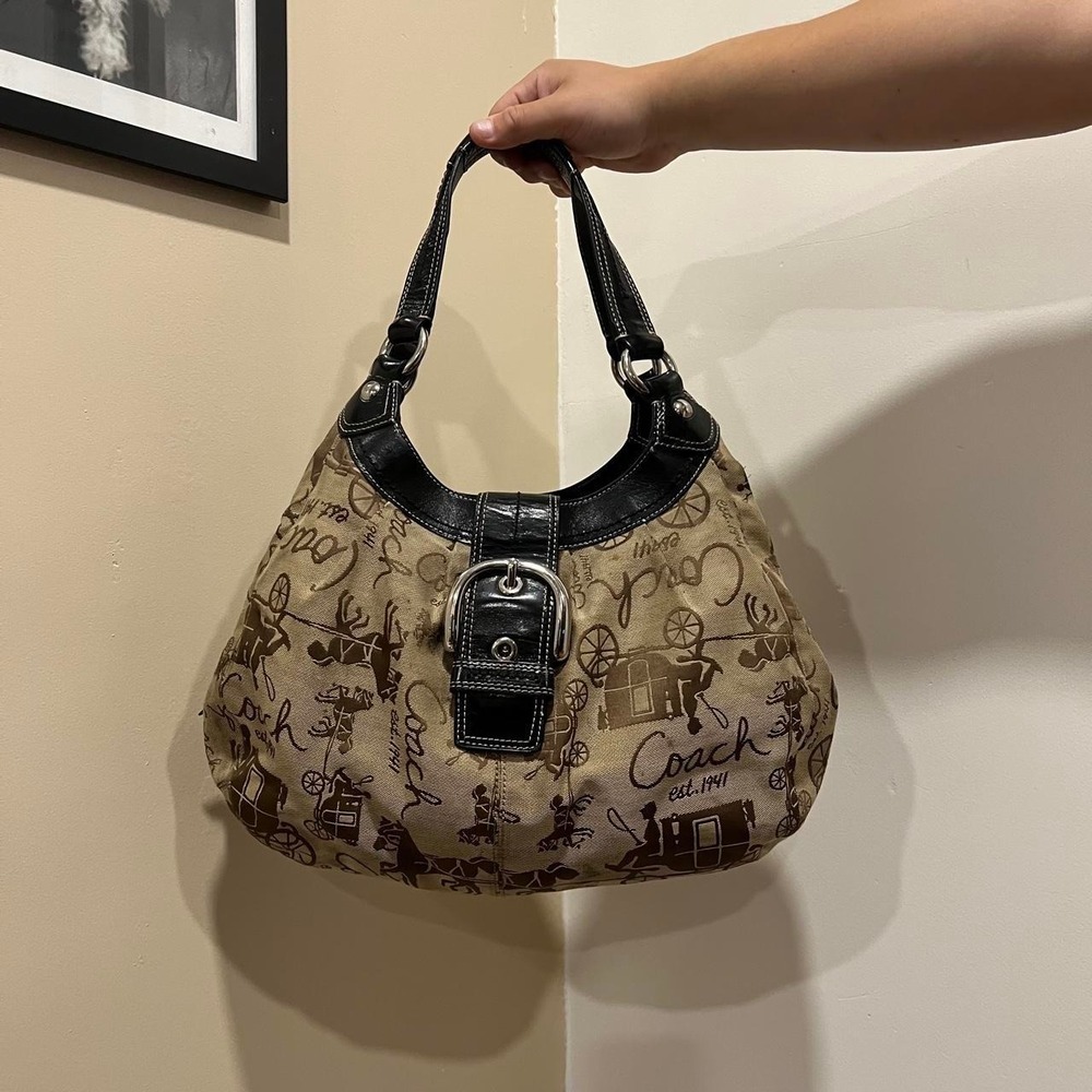Y2K 2000s Coach SoHo Lynn Horse & Carriage Monogram Shoulder Bag / Handbag